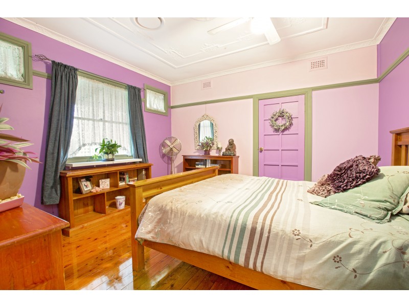 11 Granville Street, Fairfield Heights NSW 2165