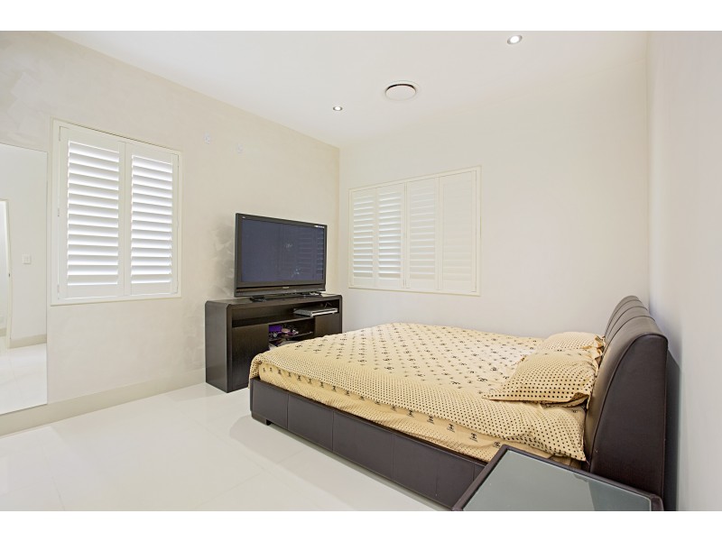 51 Belmore Street, Fairfield East NSW 2165