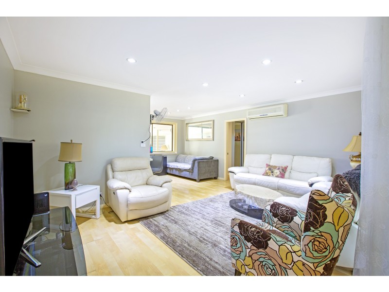61 Foveaux Avenue, Lurnea NSW 2170