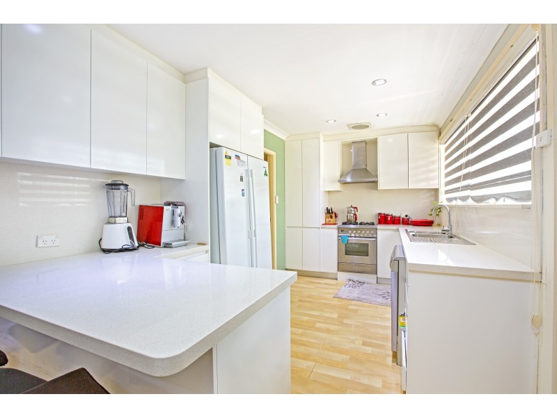 61 Foveaux Avenue, Lurnea NSW 2170