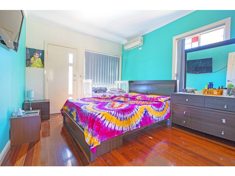 2/268 River Avenue, Carramar NSW 2163