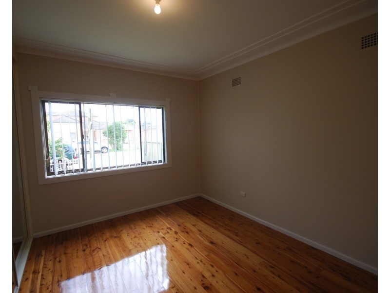 Fairfield East NSW 2165