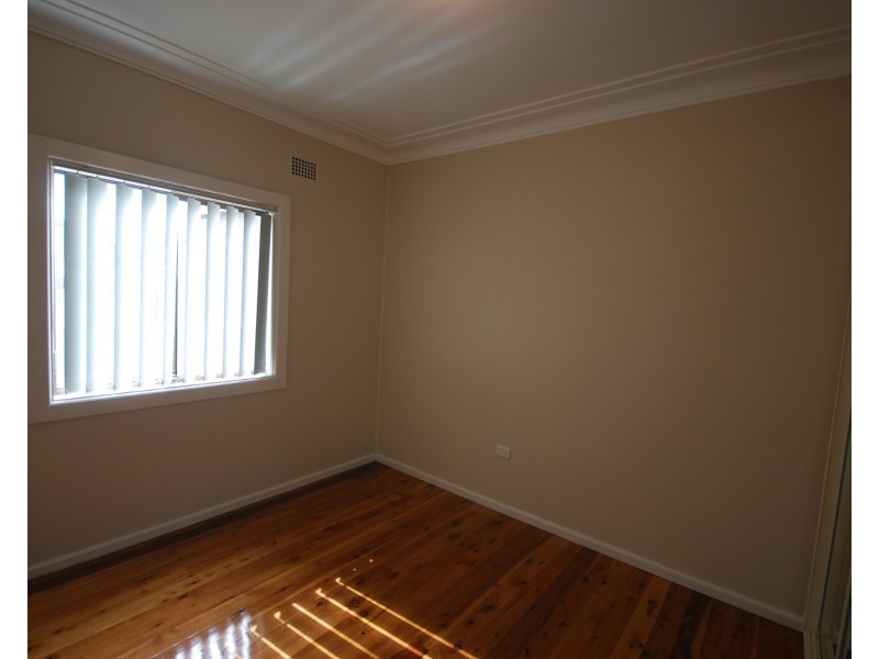 Fairfield East NSW 2165