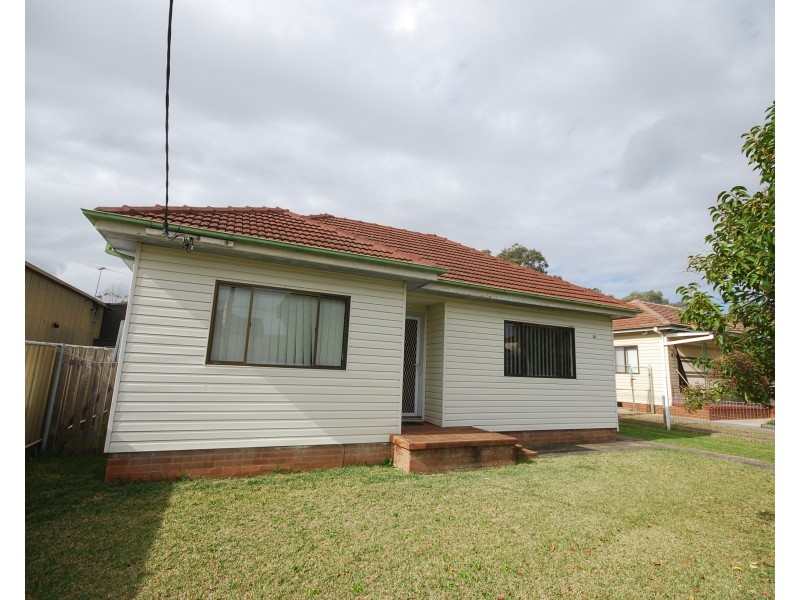 Fairfield East NSW 2165