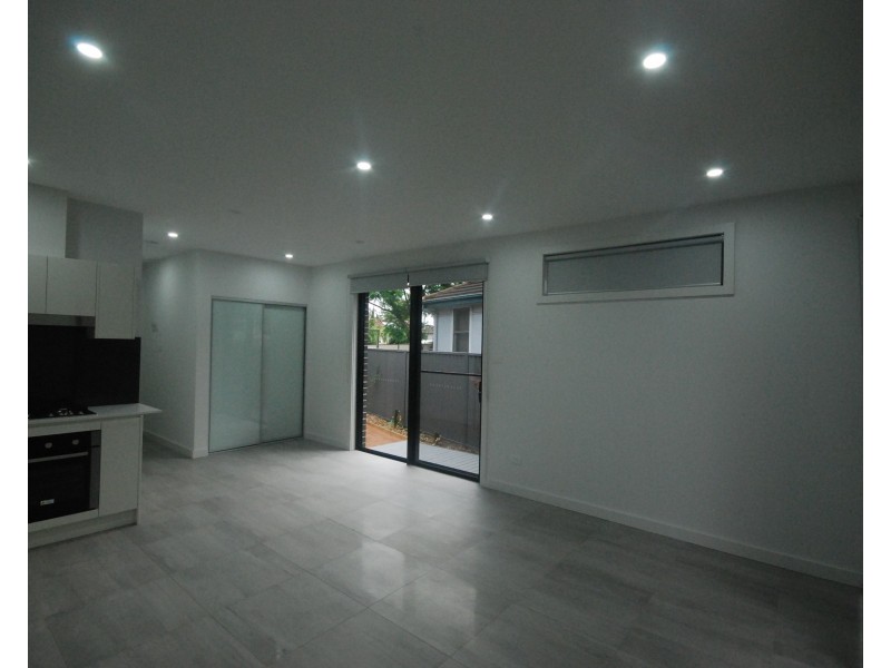 Fairfield West NSW 2165