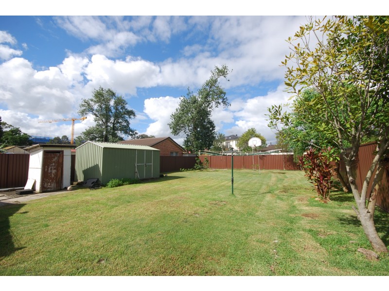 81 Nelson Street, Fairfield Heights NSW 2165