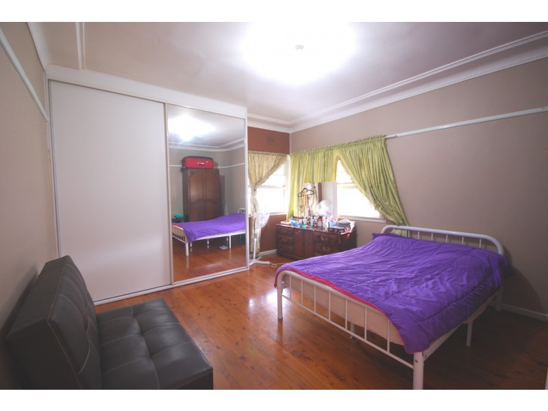 81 Nelson Street, Fairfield Heights NSW 2165