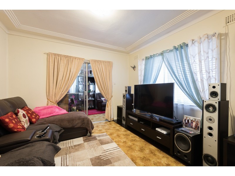 27A Alexander Street, Smithfield NSW 2164