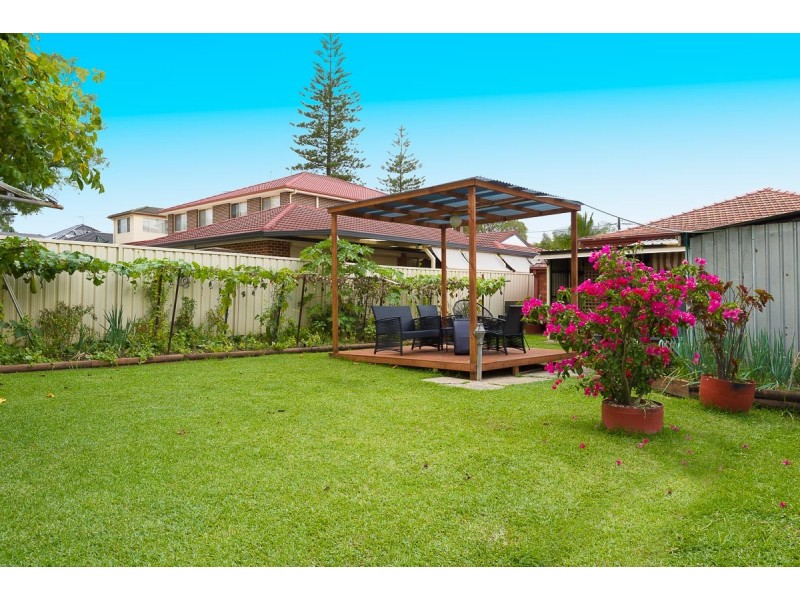 27A Alexander Street, Smithfield NSW 2164