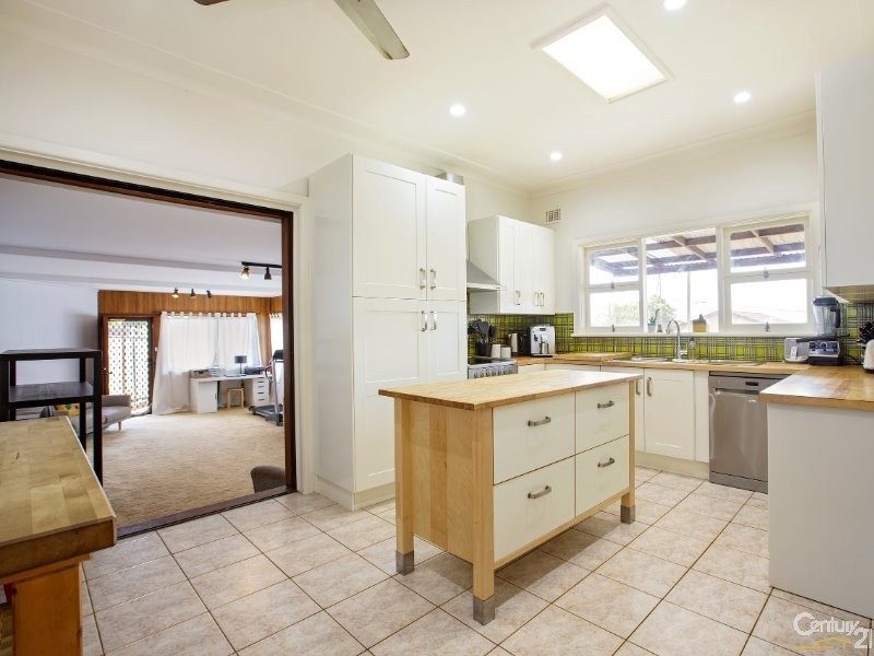 9 Finlay Street, Mount Pritchard NSW 2170