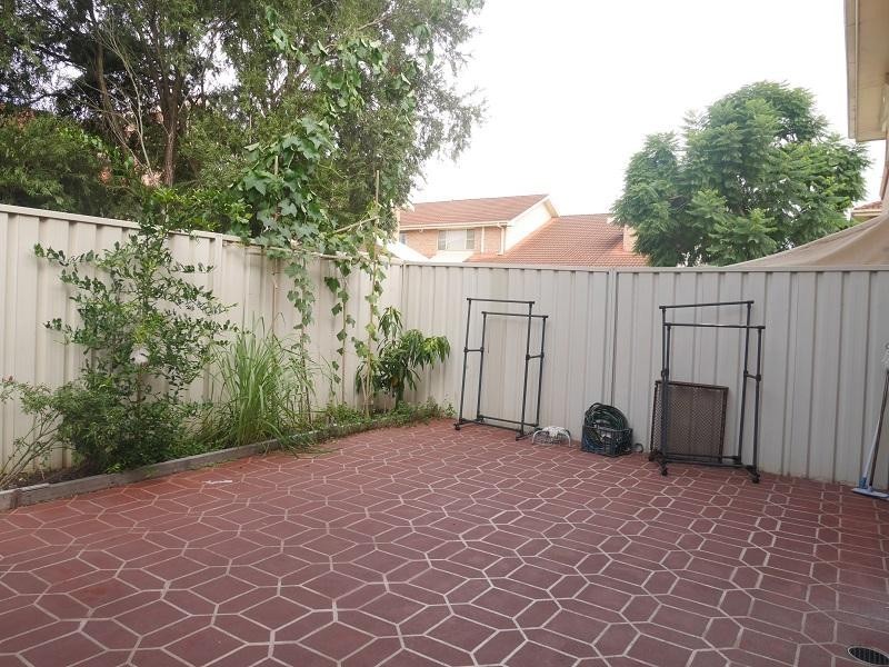 1/48-50 Gil Avenue, Liverpool NSW 2170