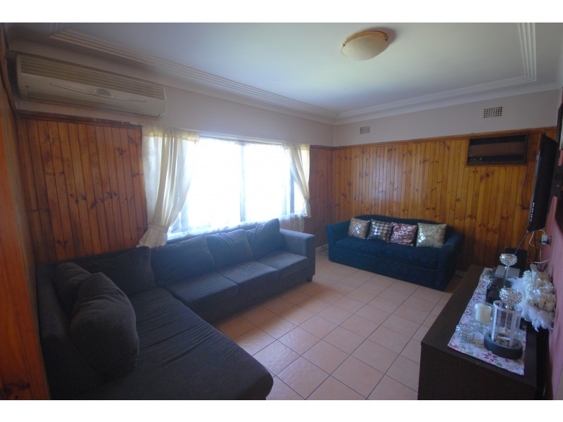 66 Wolseley Street, Fairfield NSW 2165