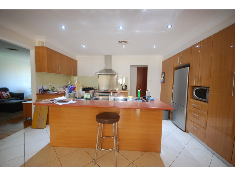 Fairfield West NSW 2165