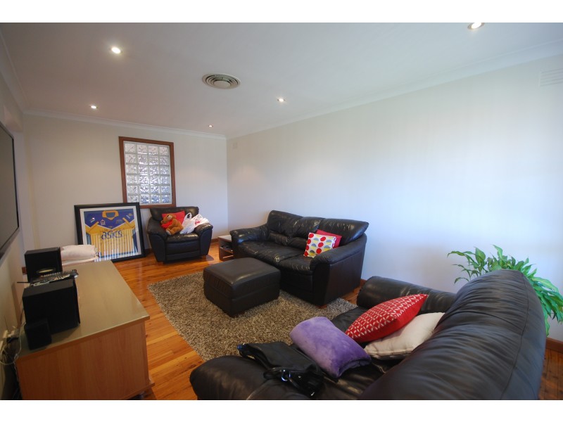 Fairfield West NSW 2165