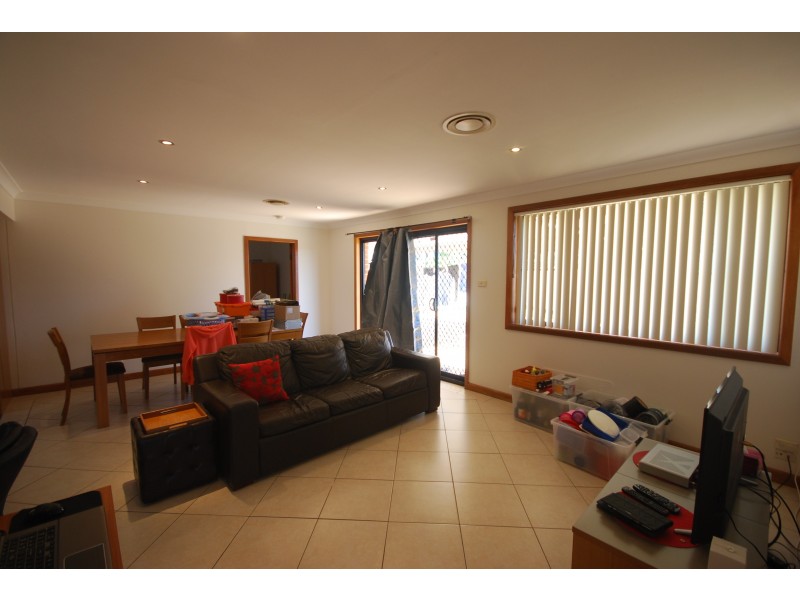 Fairfield West NSW 2165