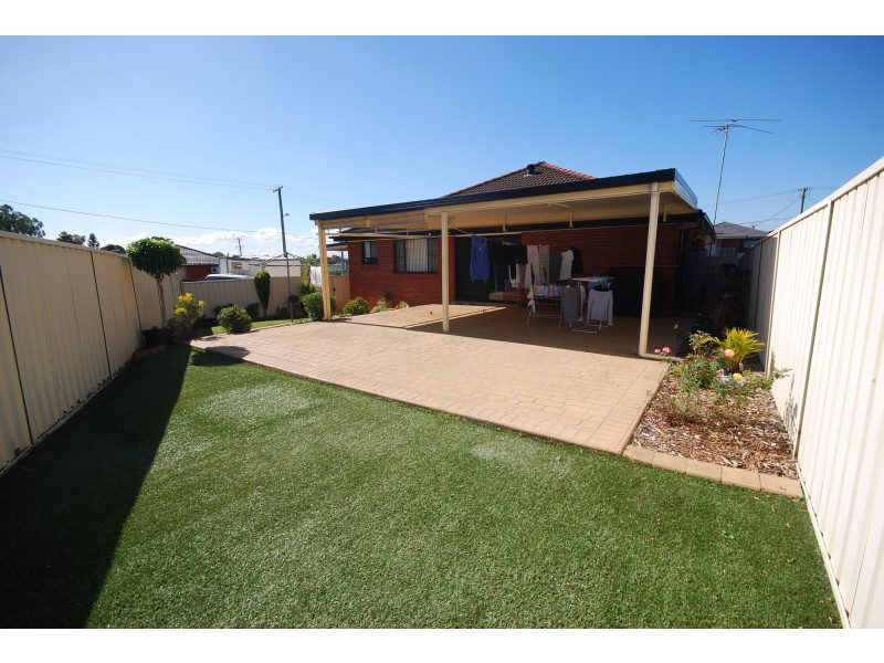 Fairfield West NSW 2165