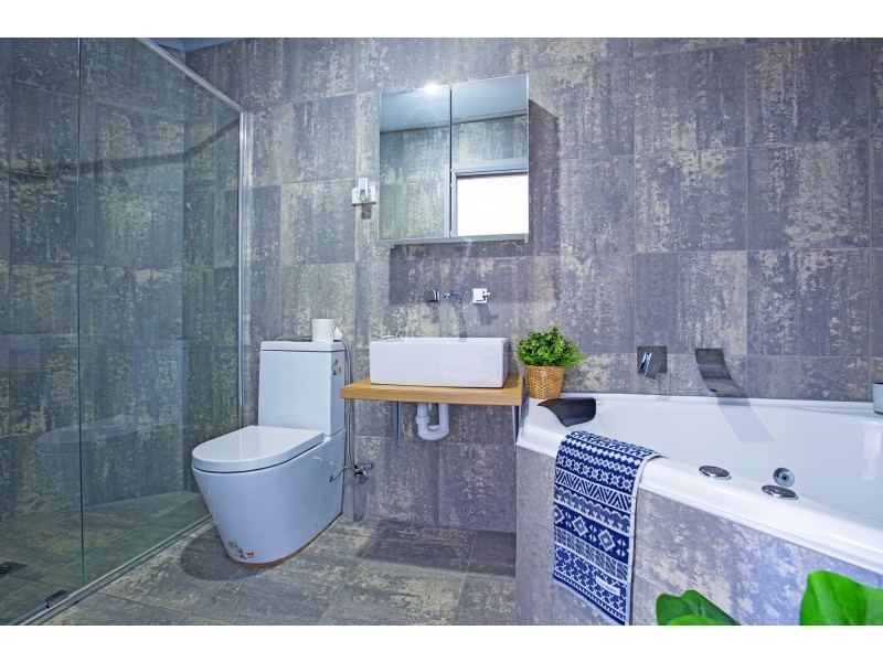 514 The Horsley Drive, Fairfield NSW 2165