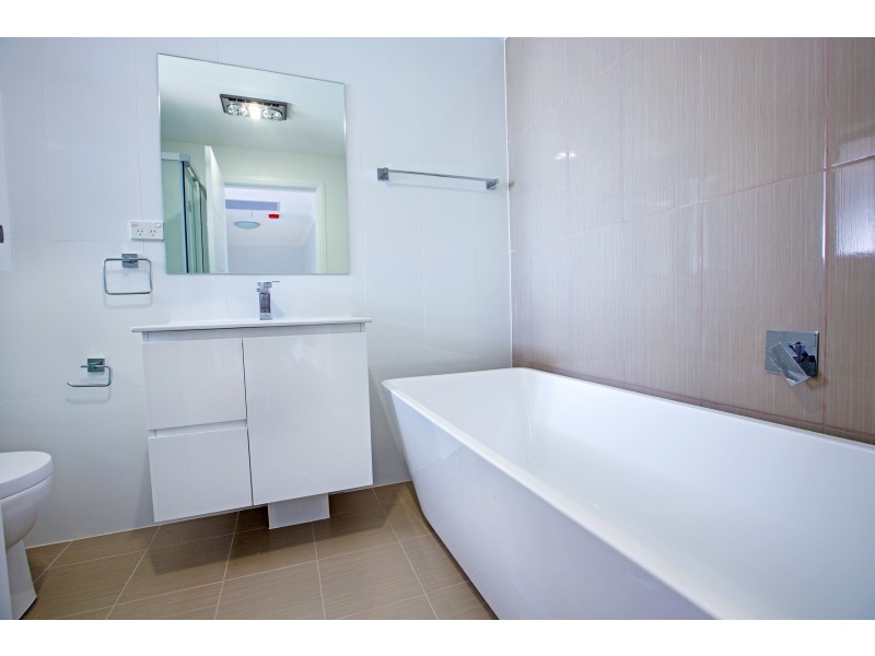 20A  Linda Street, Fairfield Heights NSW 2165