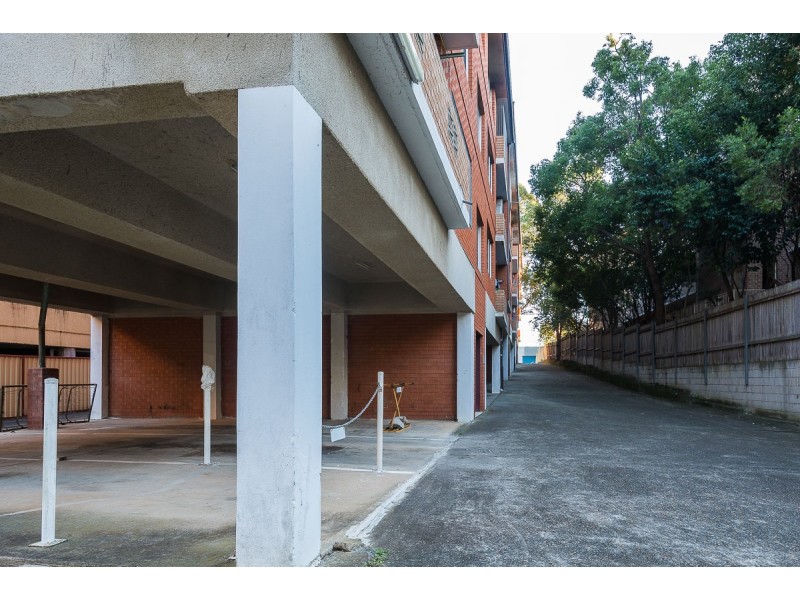 13/158 Sandal Crescent, Carramar NSW 2163