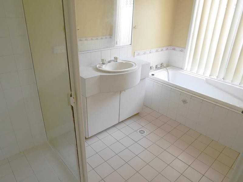254 Pacific Palms Circuit, Hoxton Park NSW 2171