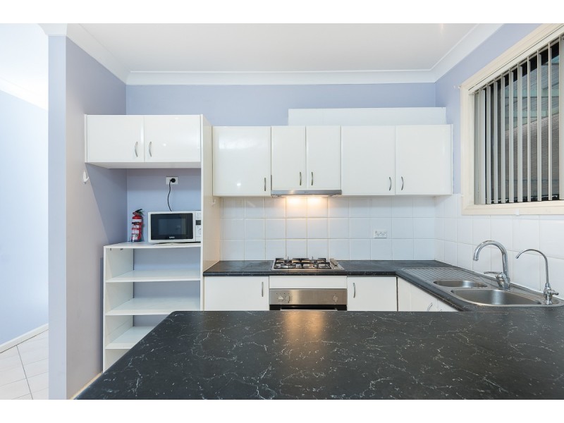 16A The Grove, Fairfield NSW 2165