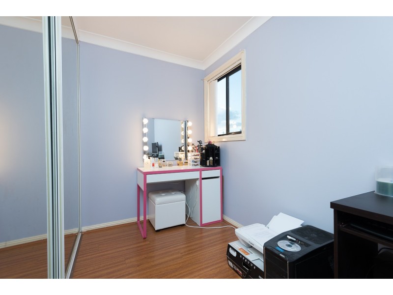 16A The Grove, Fairfield NSW 2165