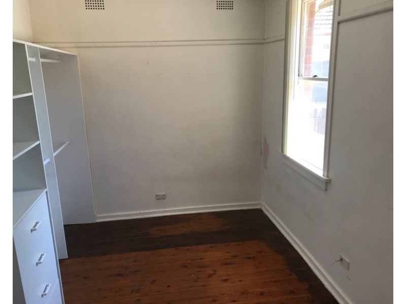 Fairfield East NSW 2165