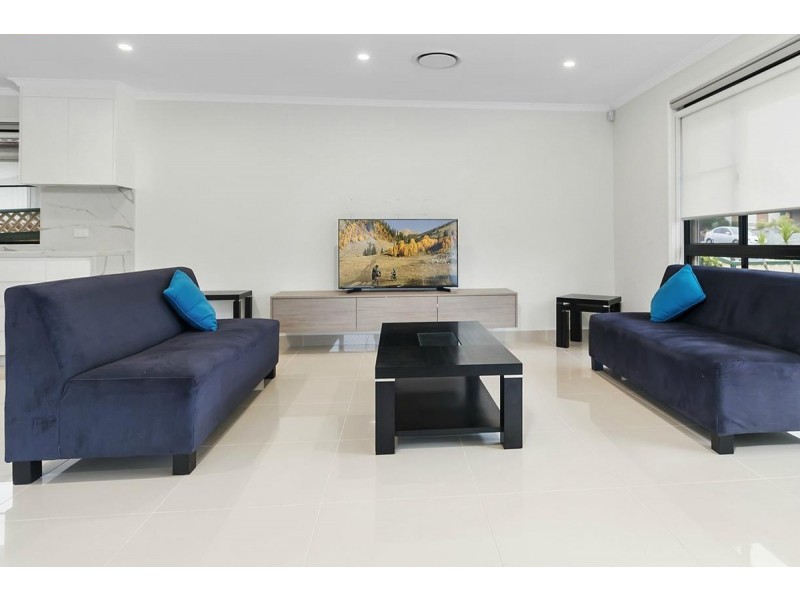 14 Bettong Crescent, Bossley Park NSW 2176