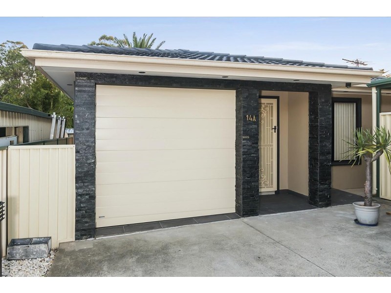 14 Bettong Crescent, Bossley Park NSW 2176