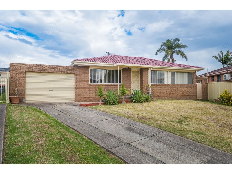 5 Miami Close, Greenfield Park NSW 2176