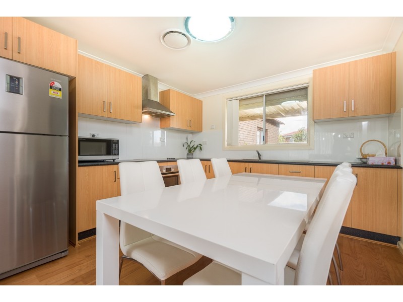 5 Miami Close, Greenfield Park NSW 2176