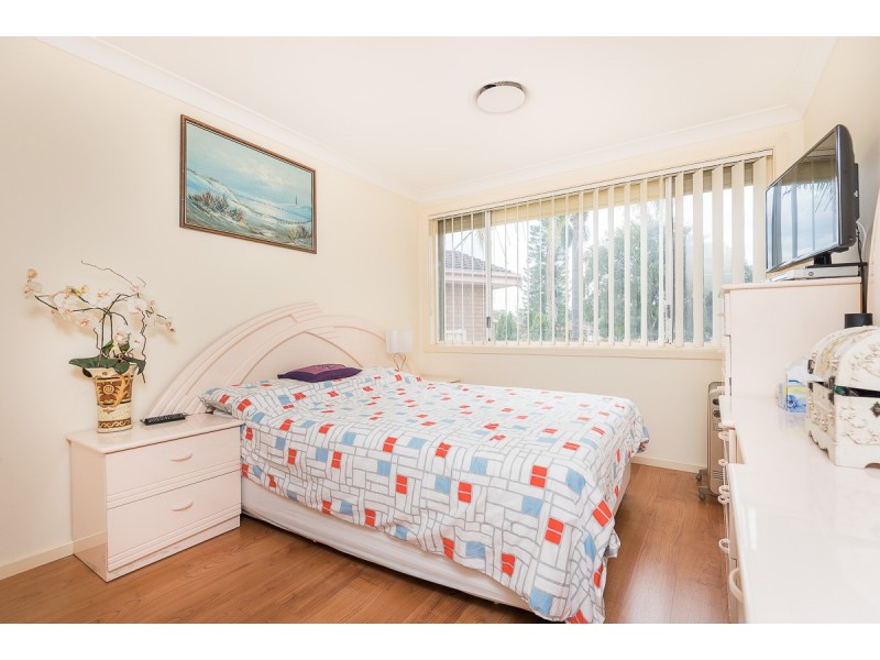 5 Miami Close, Greenfield Park NSW 2176