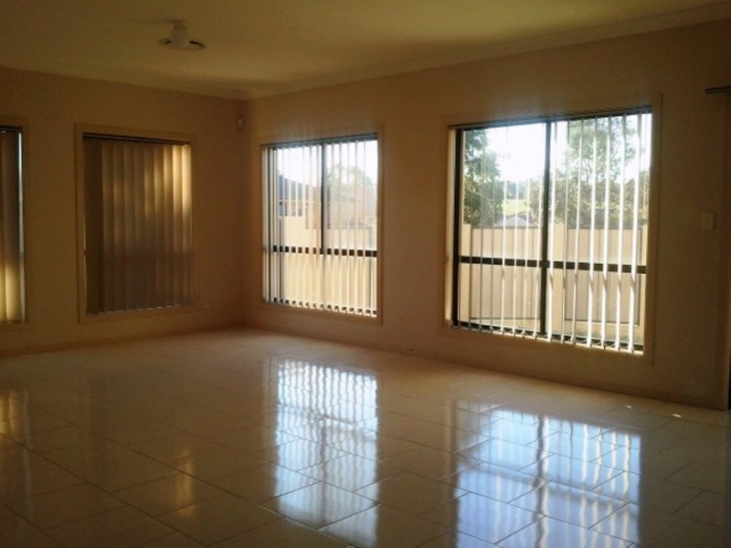 West Hoxton NSW 2171