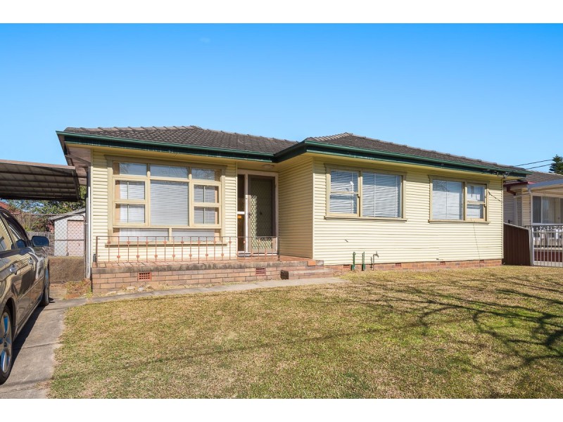 15 Karoon Avenue, Canley Heights NSW 2166