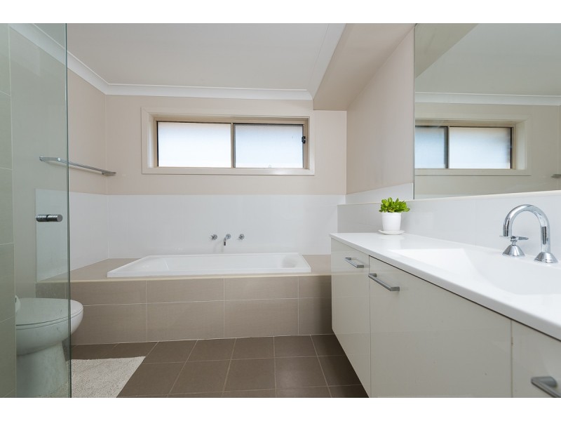 12 Eton Street, Fairfield NSW 2165