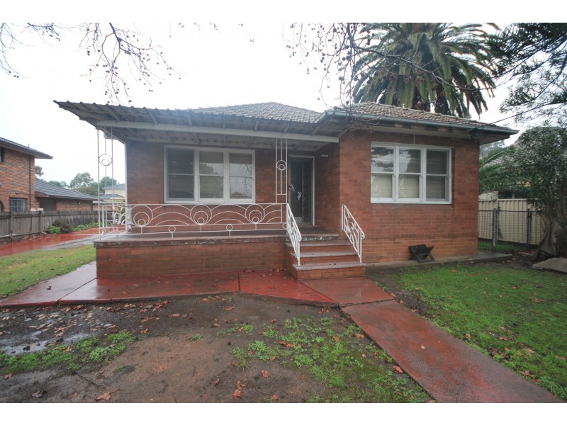 Fairfield East NSW 2165