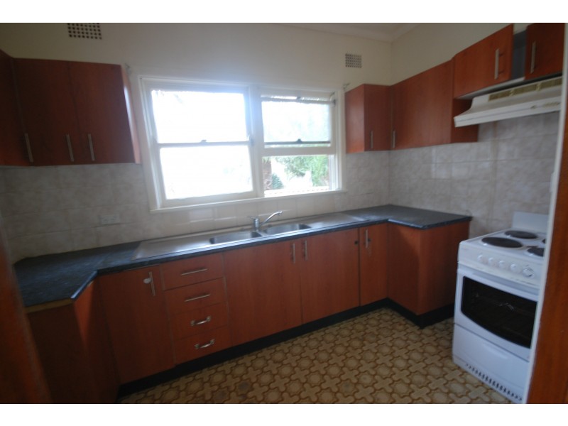 Fairfield East NSW 2165