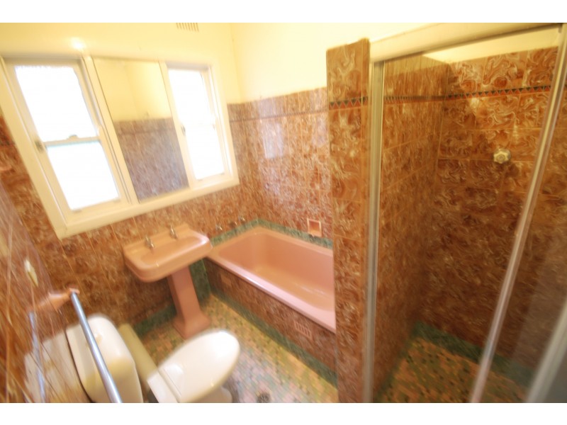 Fairfield East NSW 2165