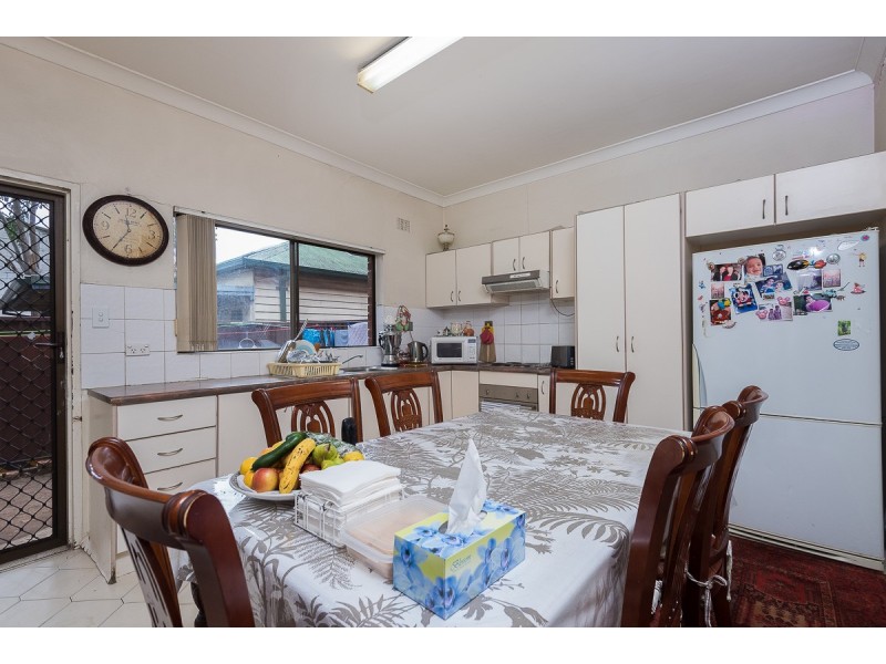 9/24 Railway Parade, Fairfield NSW 2165