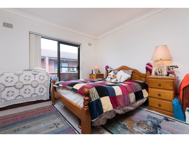 9/24 Railway Parade, Fairfield NSW 2165