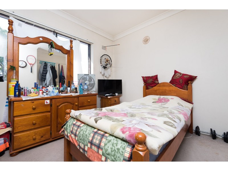 9/24 Railway Parade, Fairfield NSW 2165