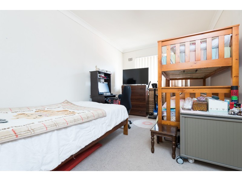 9/24 Railway Parade, Fairfield NSW 2165