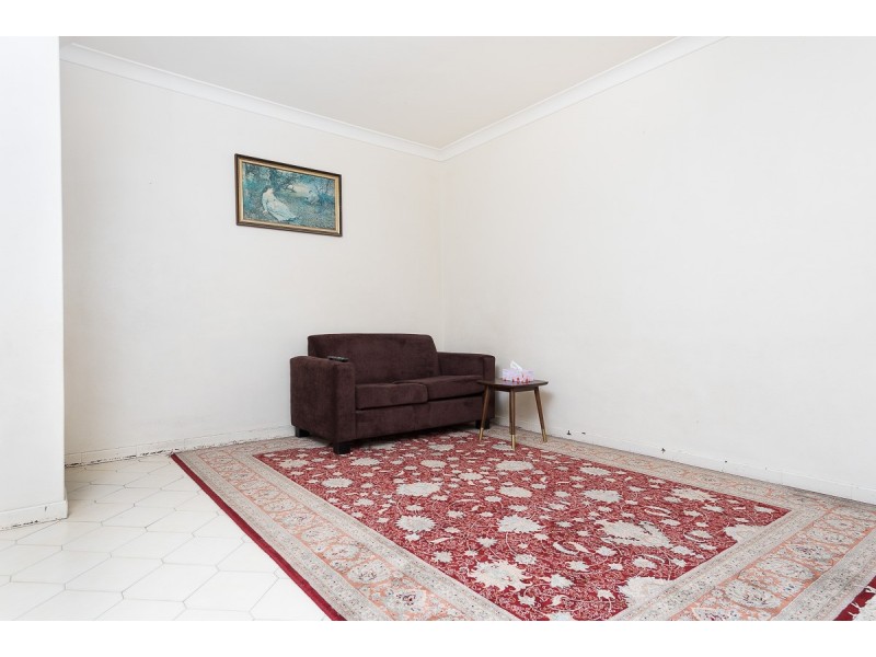 9/24 Railway Parade, Fairfield NSW 2165