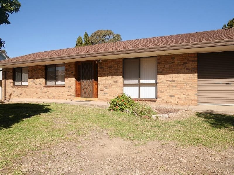 Edensor Park NSW 2176