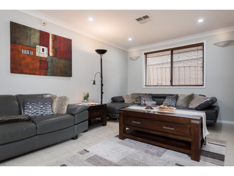 23 Dalbertis Street, Abbotsbury NSW 2176