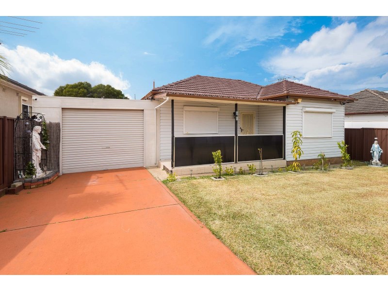 10 Isis Street, Fairfield West NSW 2165