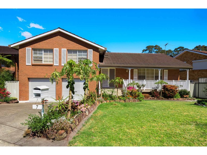7 Sherritt Place, Prairiewood NSW 2176