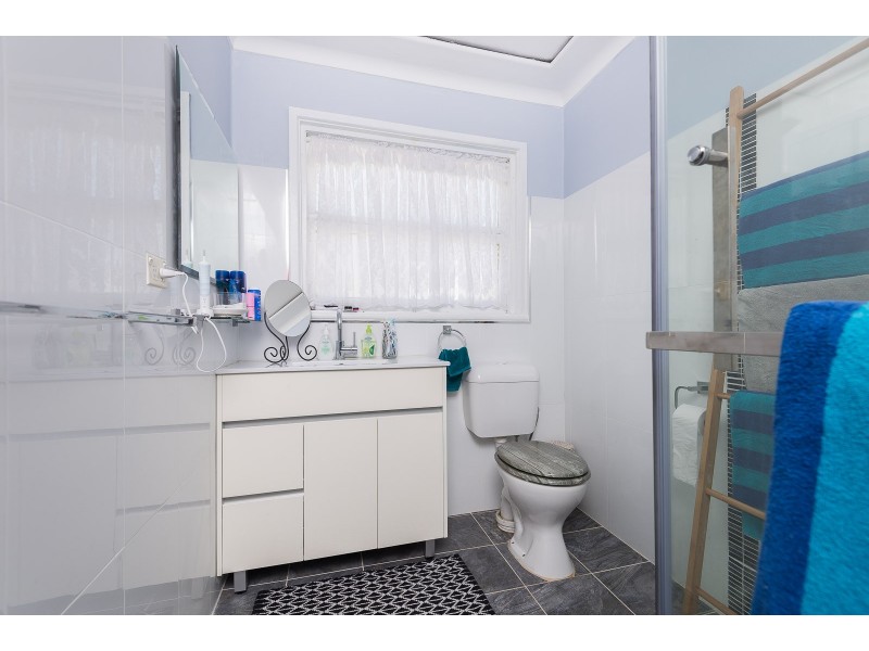 13 Lavender Place, Fairfield West NSW 2165