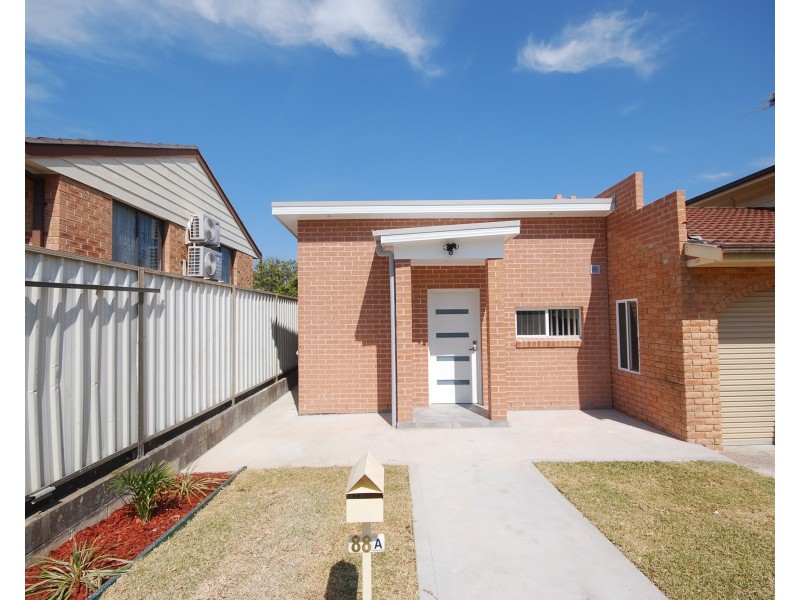 Edensor Park NSW 2176