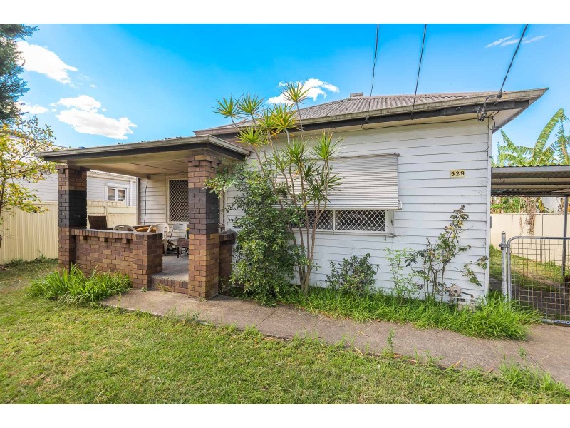 529 The Horsley Drive, Fairfield NSW 2165